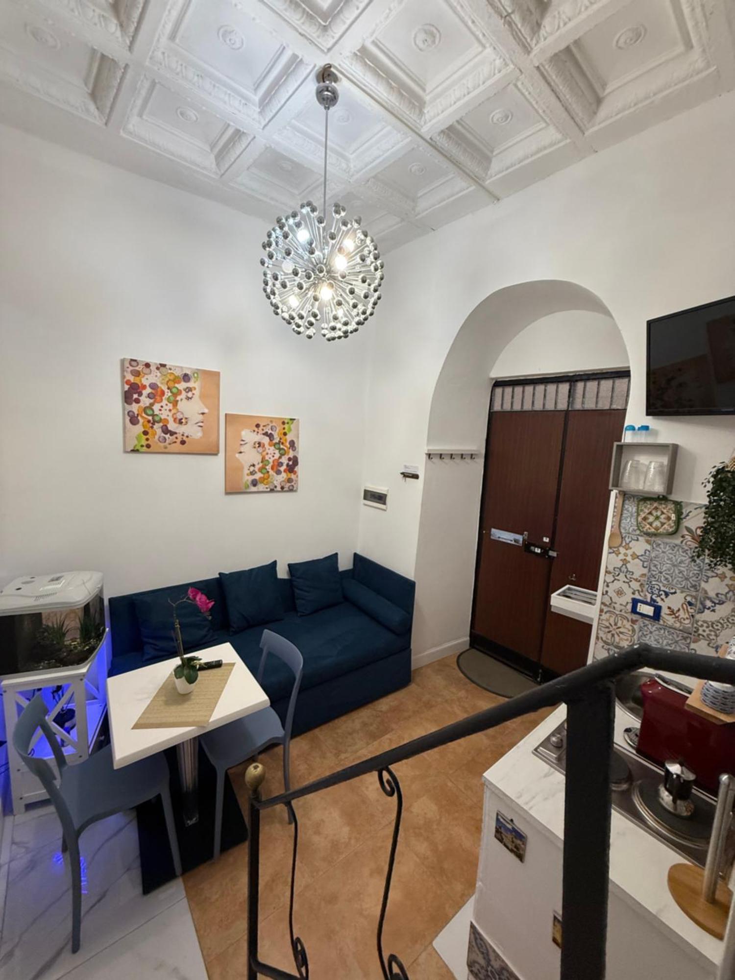 Caminneci Palace & Apartamento Palermo